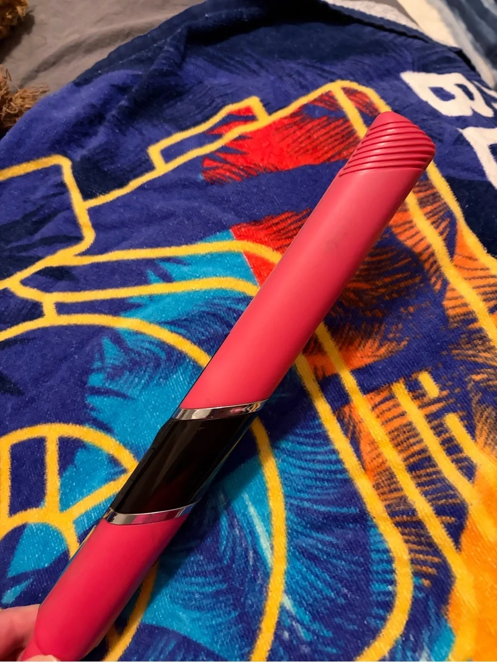 Source Unknown Pink and Black Women's Hair Straightener